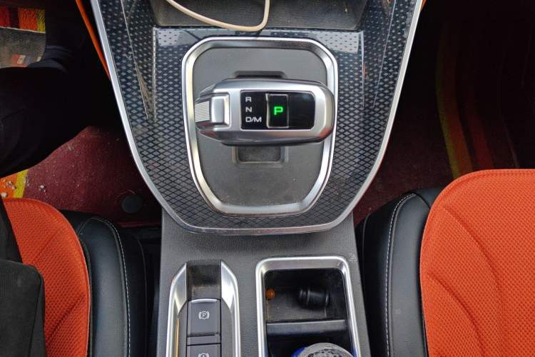 Used Haval M6 2021 PLUS 1.5T DCT Luxury Smart Connectivity Model Gear Lever