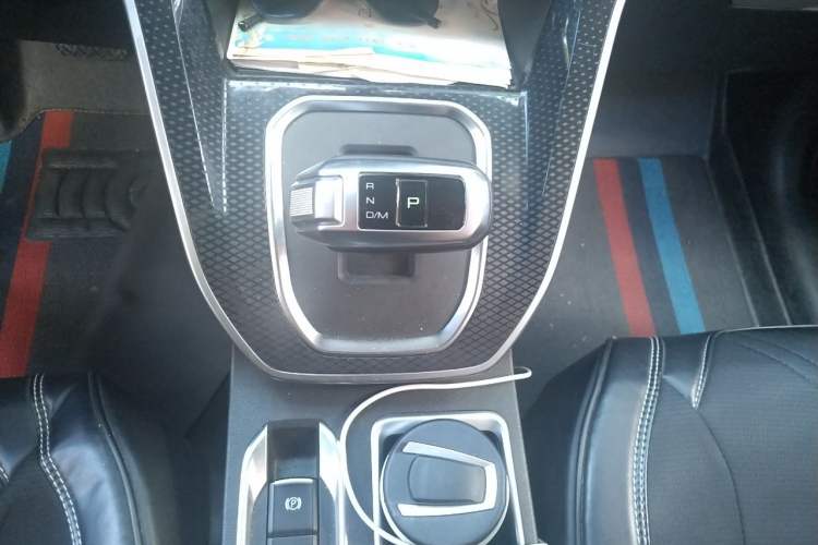 Used Haval M6 2021 PLUS 1.5T DCT Luxury Smart Connectivity Model Gear Lever