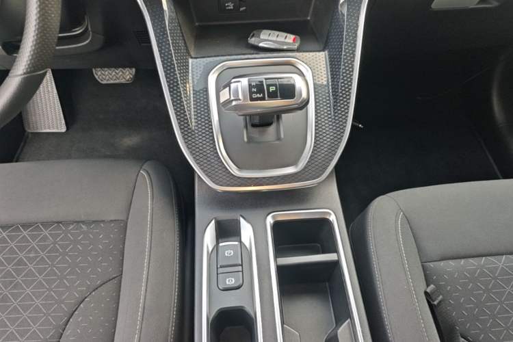 Used Haval M6 2021 PLUS 1.5T DCT Elite Smart Connectivity Model Gear Lever