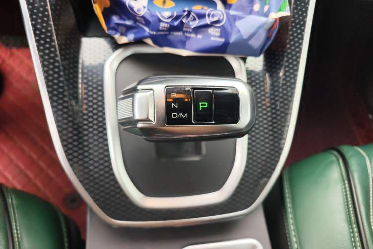 Used Haval M6 2021 PLUS 1.5T DCT Elite Smart Connectivity Model Gear Lever