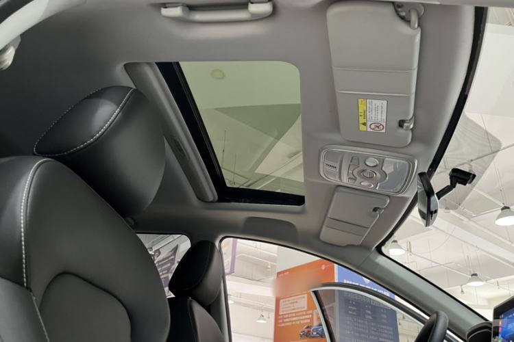 Used Haval M6 2021 PLUS 1.5T DCT Luxury Smart Connectivity Model Headliner