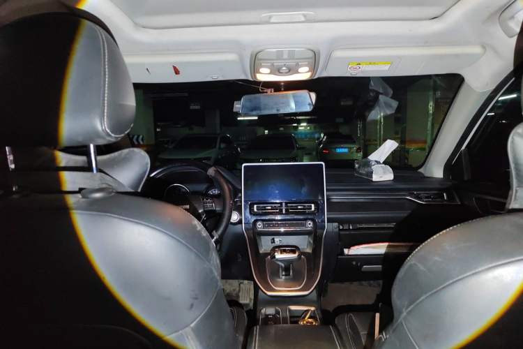 Used Haval M6 2021 PLUS 1.5T DCT Luxury Smart Connectivity Model Headliner