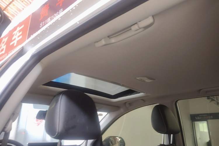 Used Haval M6 2021 PLUS 1.5T DCT Luxury Smart Connectivity Model Headliner