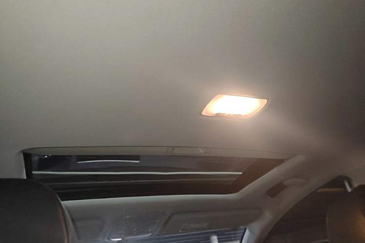 Used Haval M6 2021 PLUS 1.5T DCT Luxury Smart Connectivity Model Headliner