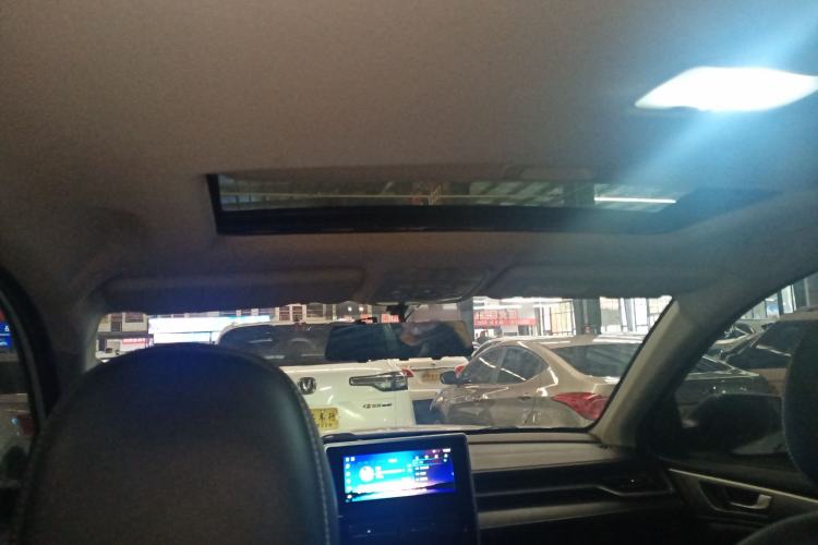 Used Haval M6 2021 PLUS 1.5T DCT Comfort Edition Headliner