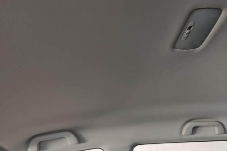 Used Haval M6 2021 PLUS 1.5T DCT Elite Smart Connectivity Model Headliner