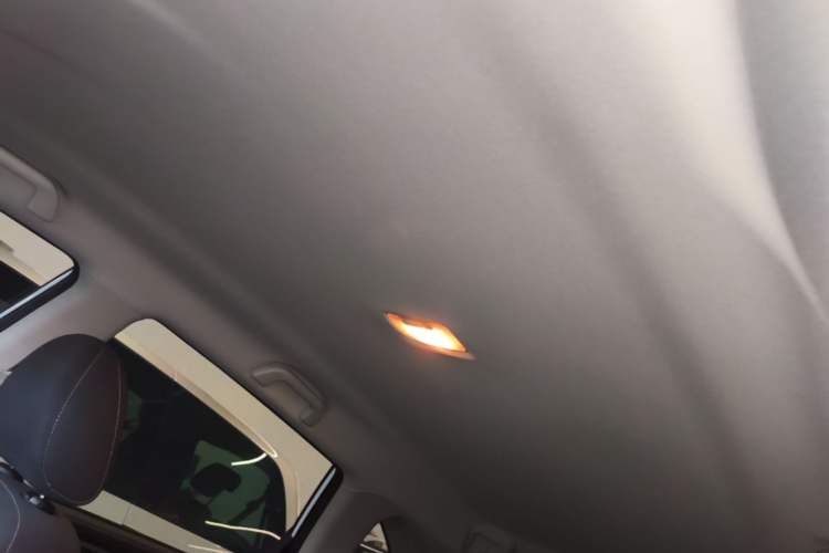 Used Haval M6 2021 PLUS 1.5T DCT Elite Smart Connectivity Model Headliner