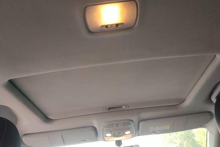 Used Haval M6 2021 PLUS 1.5T DCT Luxury Smart Connectivity Model Headliner