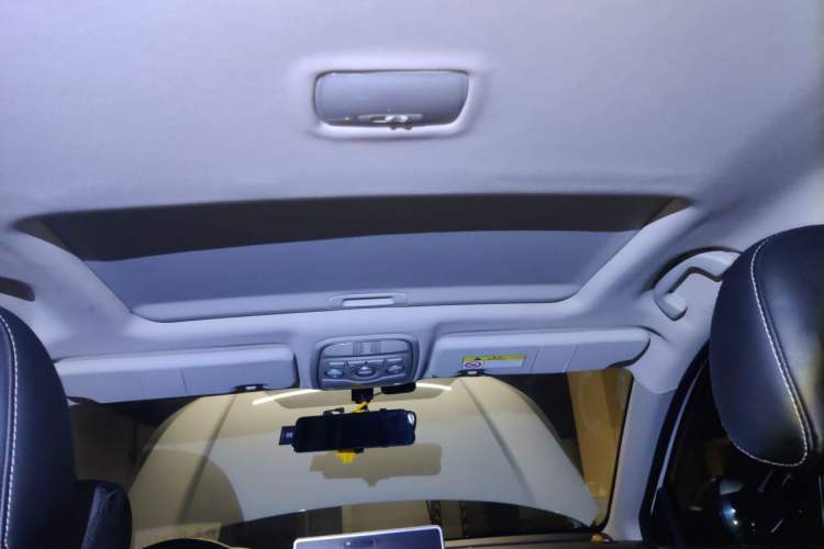 Used Haval M6 2021 PLUS 1.5T DCT Luxury Smart Connectivity Model Headliner