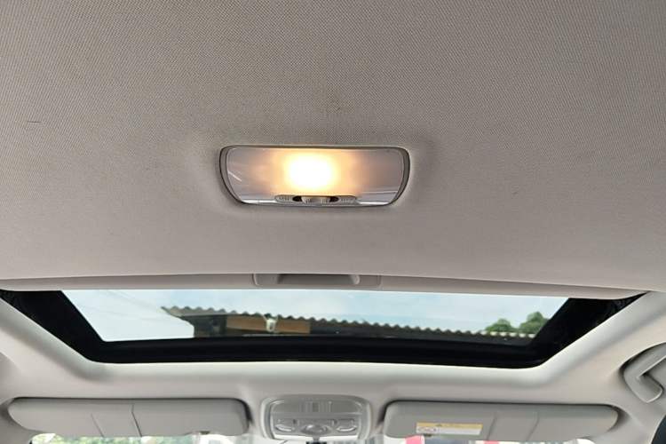 Used Haval M6 2021 PLUS 1.5T DCT Luxury Smart Connectivity Model Headliner