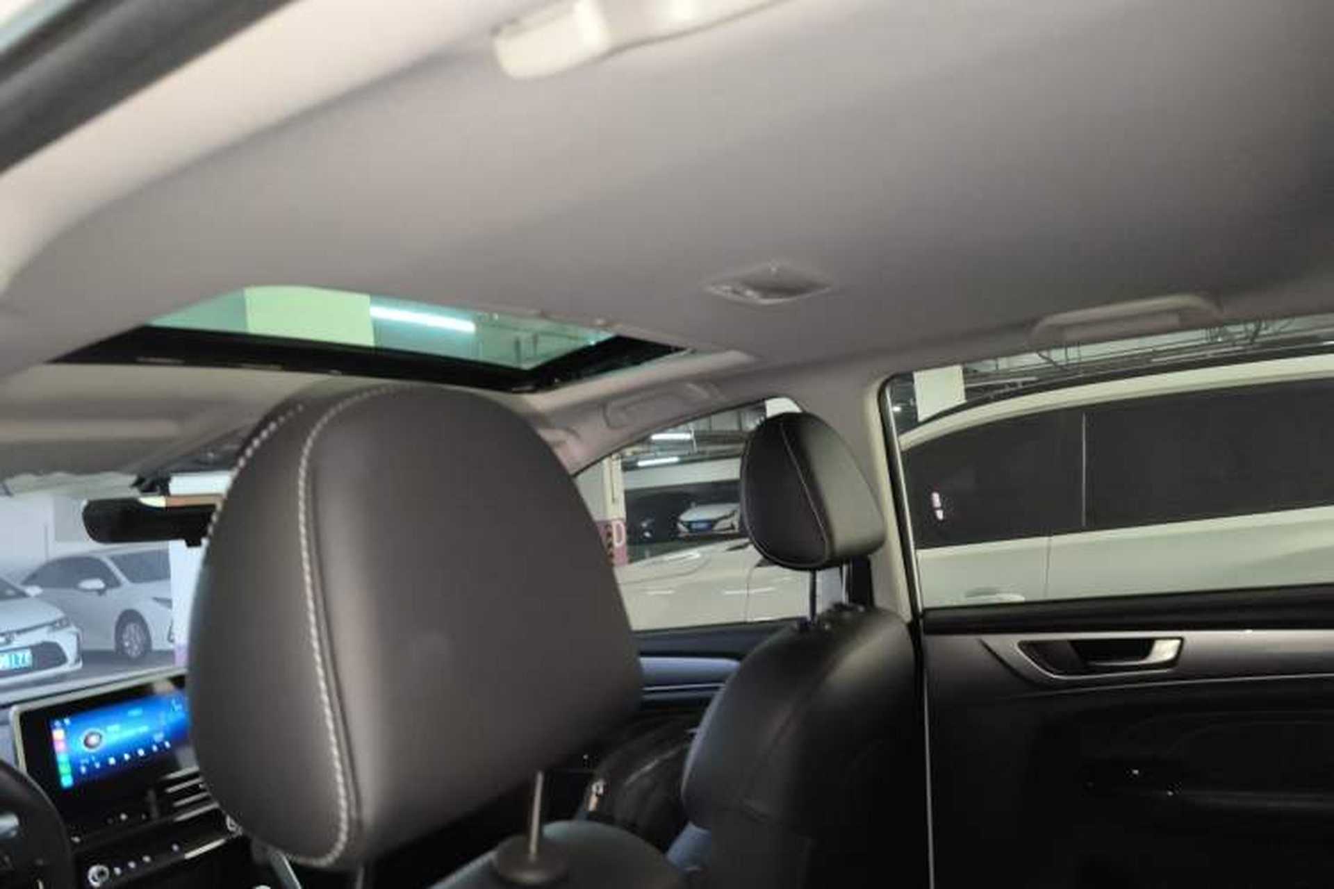 Used Haval M6 2021 PLUS 1.5T DCT Comfort Edition Headliner
