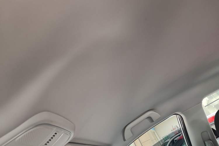 Used Haval M6 2021 PLUS 1.5T DCT Elite Smart Connectivity Model Headliner