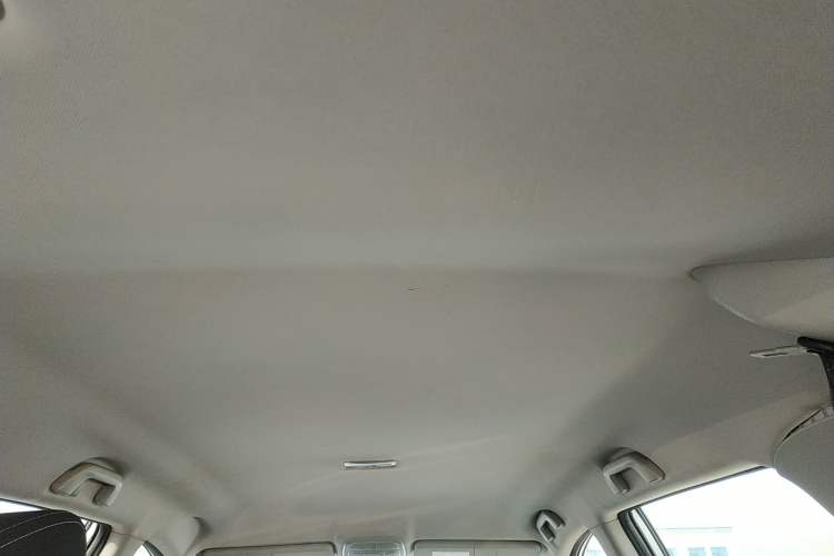 Used Haval M6 2021 PLUS 1.5T Manual Elite Smart Connectivity Model Headliner