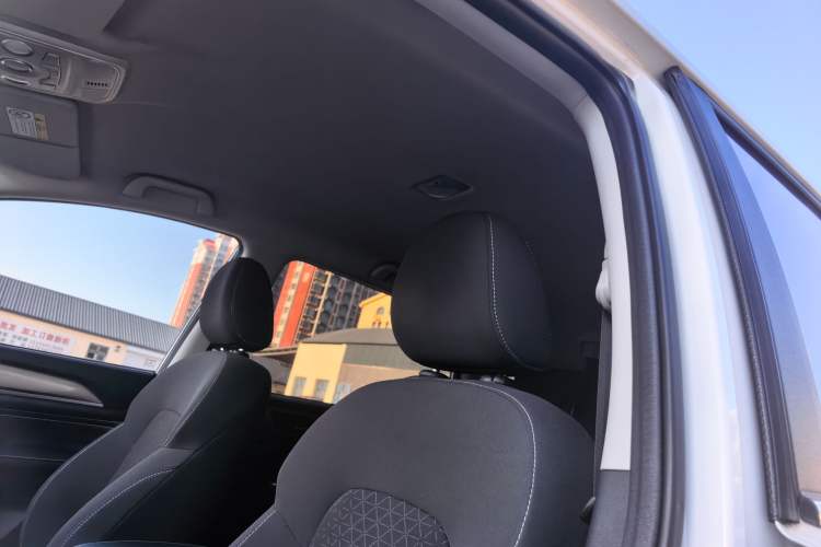 Used Haval M6 2021 PLUS 1.5T Manual Elite Smart Connectivity Model Headliner