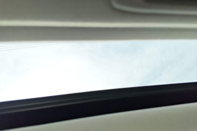 Used Haval M6 2021 PLUS 1.5T DCT Luxury Smart Connectivity Model Headliner
