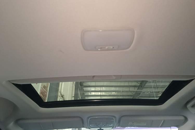 Used Haval M6 2021 PLUS 1.5T DCT Comfort Edition Headliner