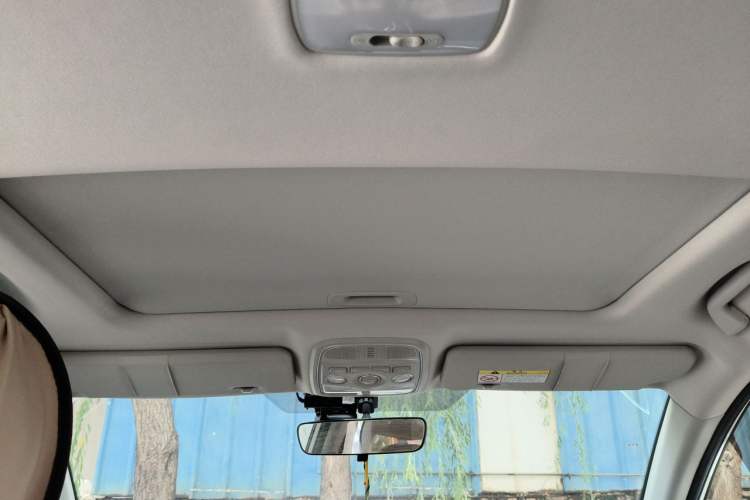 Used Haval M6 2021 PLUS 1.5T DCT Luxury Smart Connectivity Model Headliner