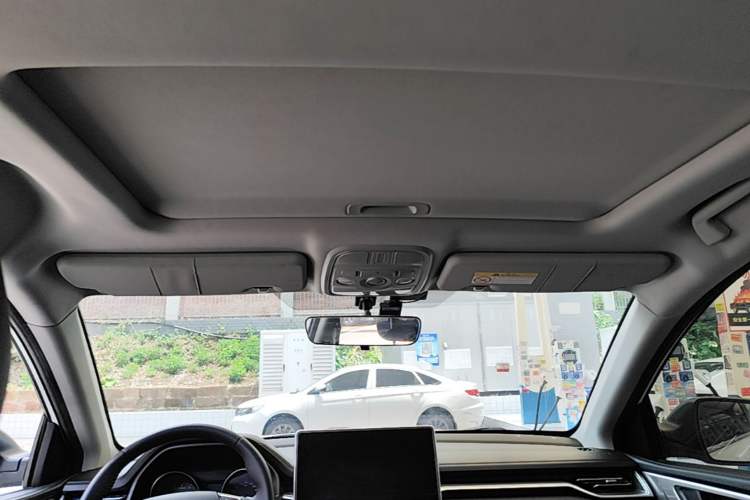 Used Haval M6 2021 PLUS 1.5T DCT Luxury Smart Connectivity Model Headliner