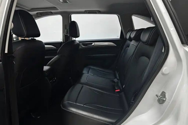Used Haval M6 2021 PLUS 1.5T DCT Luxury Smart Connectivity Model Headliner