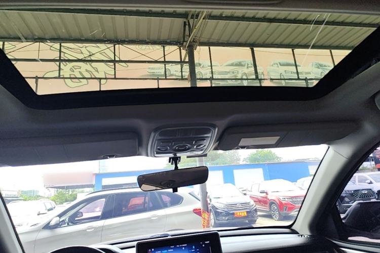 Used Haval M6 2021 PLUS 1.5T DCT Luxury Smart Connectivity Model Headliner