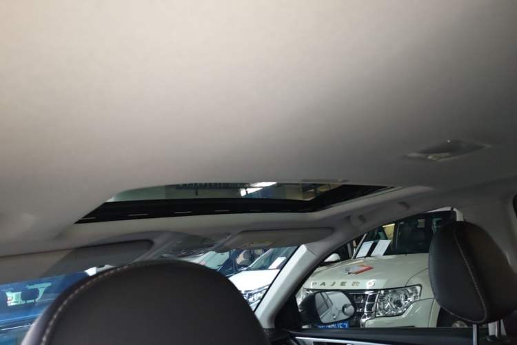Used Haval M6 2021 PLUS 1.5T DCT Luxury Smart Connectivity Model Headliner