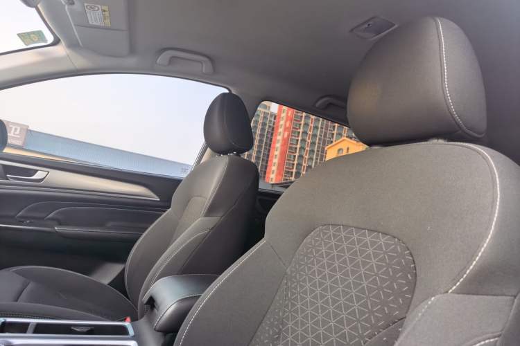 Used Haval M6 2021 PLUS 1.5T Manual Elite Smart Connectivity Model Headliner