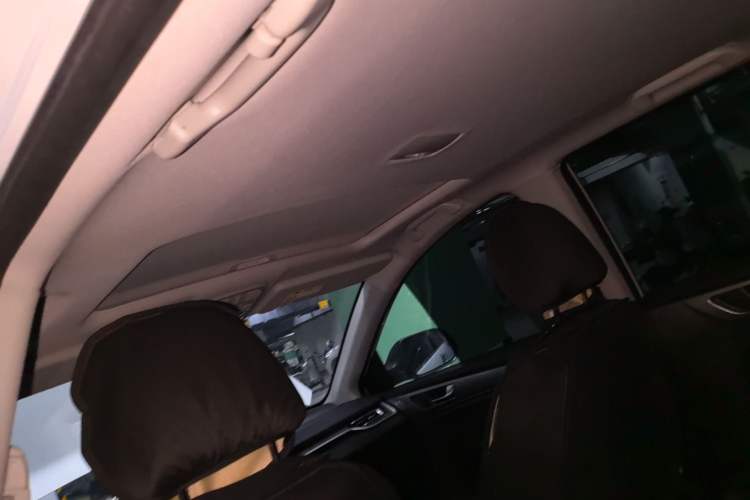 Used Haval M6 2021 PLUS 1.5T DCT Luxury Smart Connectivity Model Headliner