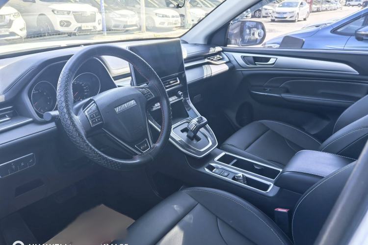 Used Haval M6 2021 PLUS 1.5T DCT Luxury Smart Connectivity Model Interior 1