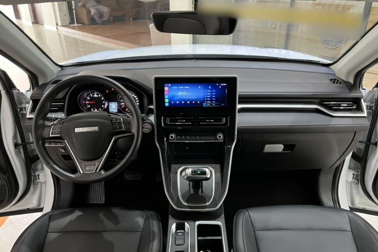 Used Haval M6 2021 PLUS 1.5T DCT Comfort Edition Interior 1