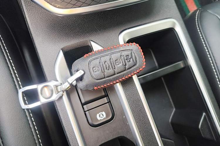 Used Haval M6 2021 PLUS 1.5T DCT Luxury Smart Connectivity Model Interior 1