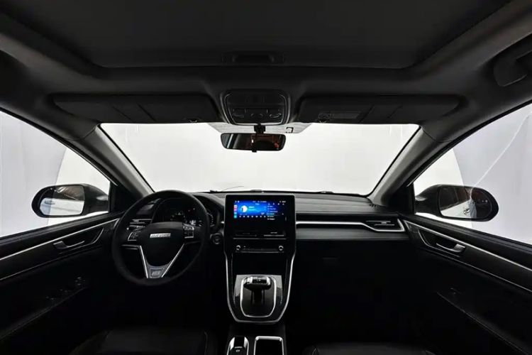 Used Haval M6 2021 PLUS 1.5T DCT Luxury Smart Connectivity Model Interior 1