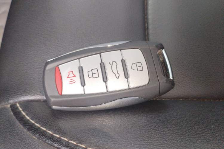 Used Haval M6 2021 PLUS 1.5T DCT Luxury Smart Connectivity Model Interior 1