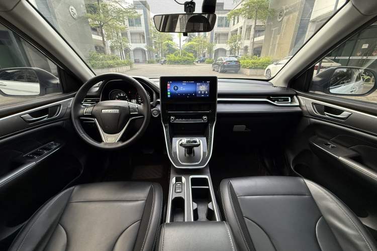 Used Haval M6 2021 PLUS 1.5T DCT Luxury Smart Connectivity Model Interior 1