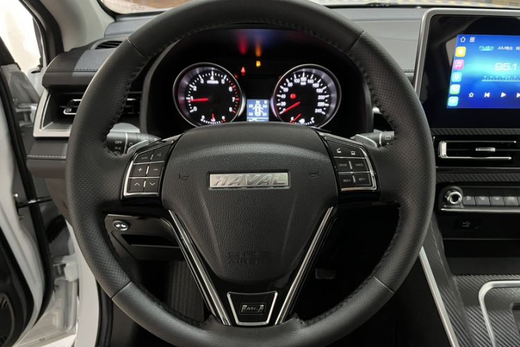 Used Haval M6 2021 PLUS 1.5T DCT Luxury Smart Connectivity Model Interior 2