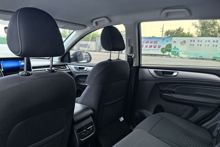 Used Haval M6 2021 PLUS 1.5T DCT Elite Smart Connectivity Model Interior 2