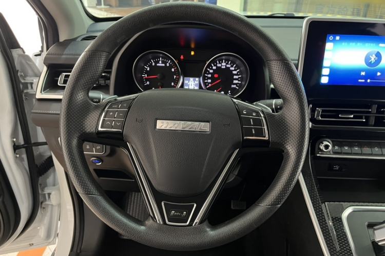 Used Haval M6 2021 PLUS 1.5T DCT Elite Smart Connectivity Model Interior 2