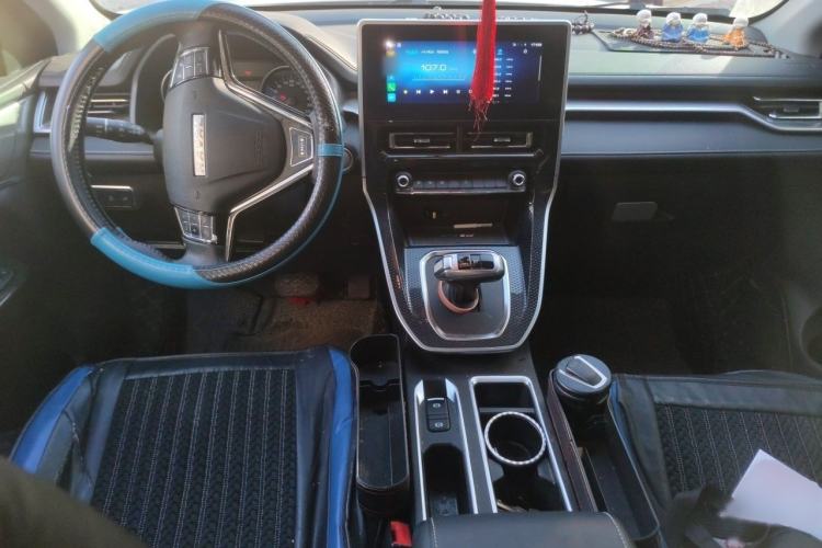 Used Haval M6 2021 PLUS 1.5T DCT Luxury Smart Connectivity Model Interior 2