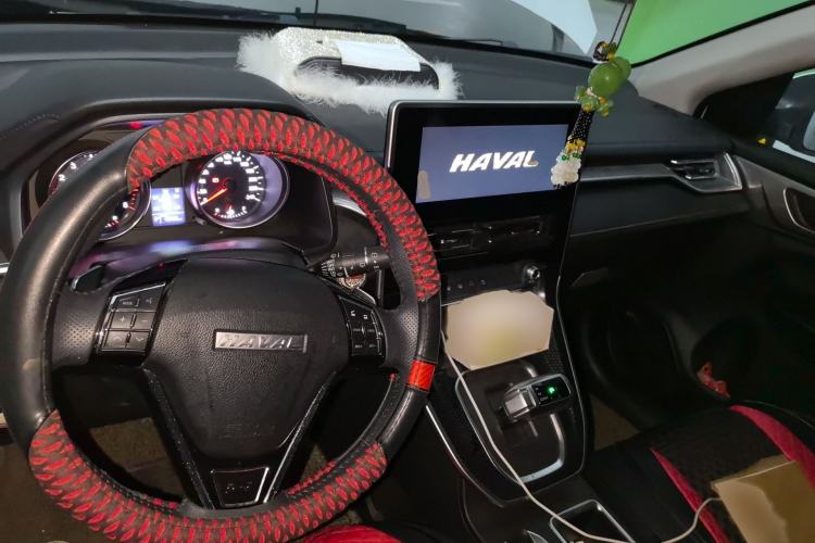 Used Haval M6 2021 PLUS 1.5T DCT Luxury Smart Connectivity Model Interior 2