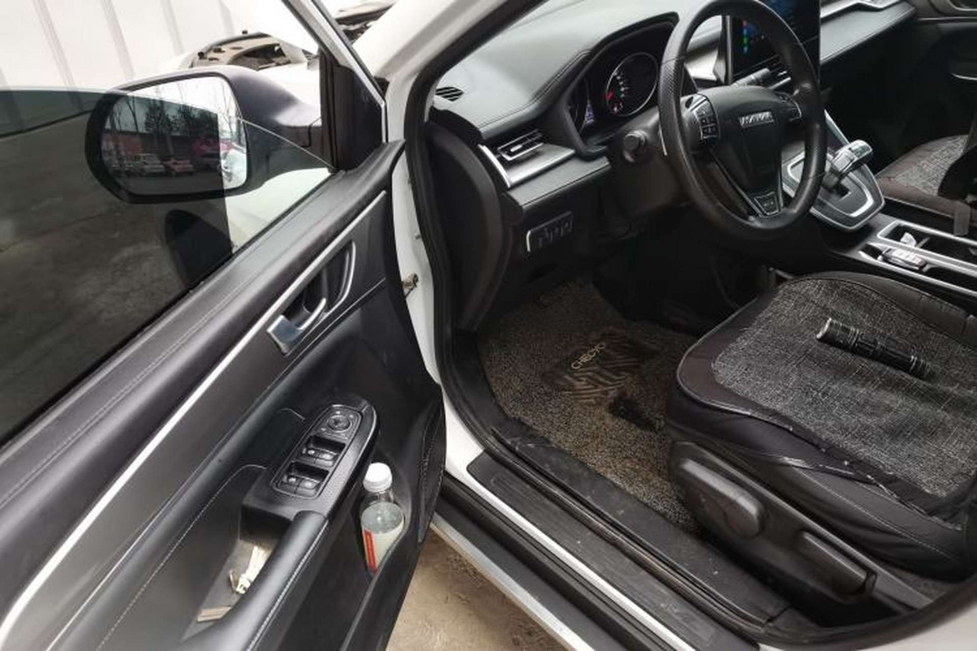 Used Haval M6 2021 PLUS 1.5T DCT Elite Smart Connectivity Model Interior 3