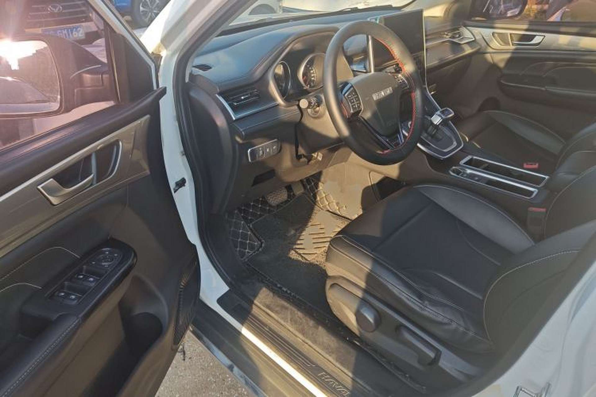 Used Haval M6 2021 PLUS 1.5T DCT Luxury Smart Connectivity Model Interior 3