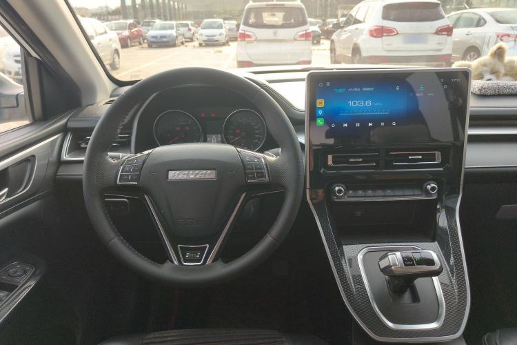 Used Haval M6 2021 PLUS 1.5T DCT Luxury Smart Connectivity Model Interior 3