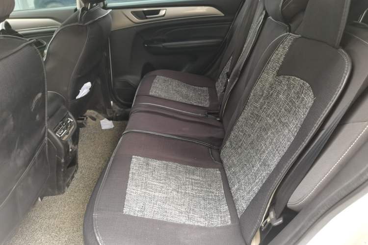 Used Haval M6 2021 PLUS 1.5T DCT Elite Smart Connectivity Model Interior 4