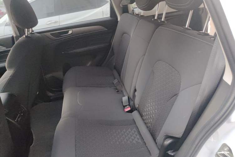 Used Haval M6 2021 PLUS 1.5T DCT Elite Smart Connectivity Model Interior 4