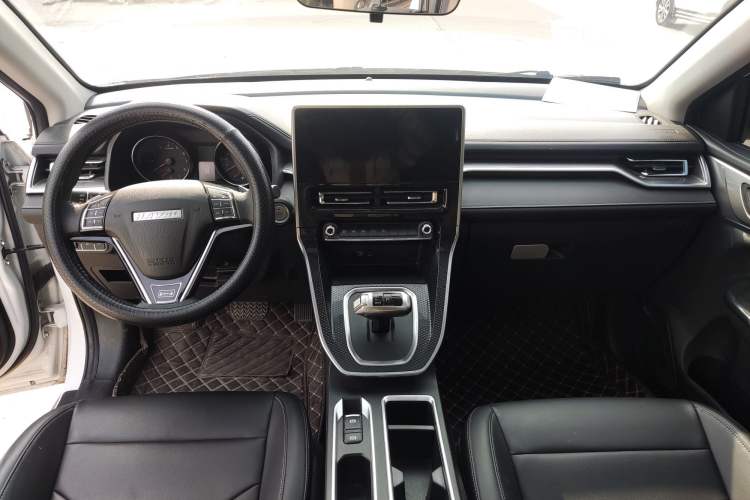 Used Haval M6 2021 PLUS 1.5T DCT Luxury Smart Connectivity Model Interior 4