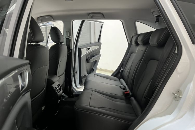 Used Haval M6 2021 PLUS 1.5T DCT Elite Smart Connectivity Model Interior 6