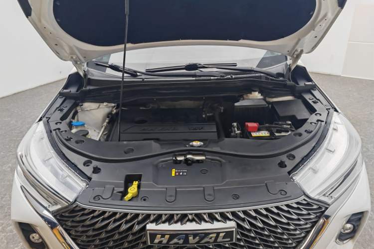 Used Haval M6 2021 PLUS 1.5T DCT Luxury Smart Connectivity Model Interior 7
