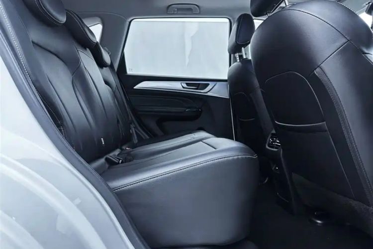 Used Haval M6 2021 PLUS 1.5T DCT Luxury Smart Connectivity Model Interior 7
