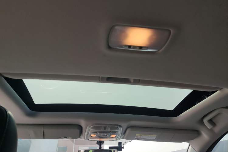 Used Haval M6 2021 PLUS 1.5T DCT Luxury Smart Connectivity Model Interior 8