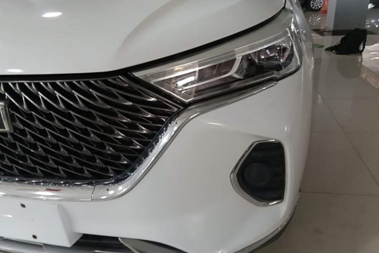Used Haval M6 2021 PLUS 1.5T DCT Elite Smart Connectivity Model Left Front Headlight