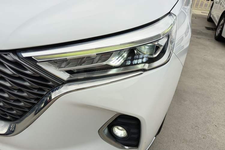 Used Haval M6 2021 PLUS 1.5T DCT Luxury Smart Connectivity Model Left Front Headlight